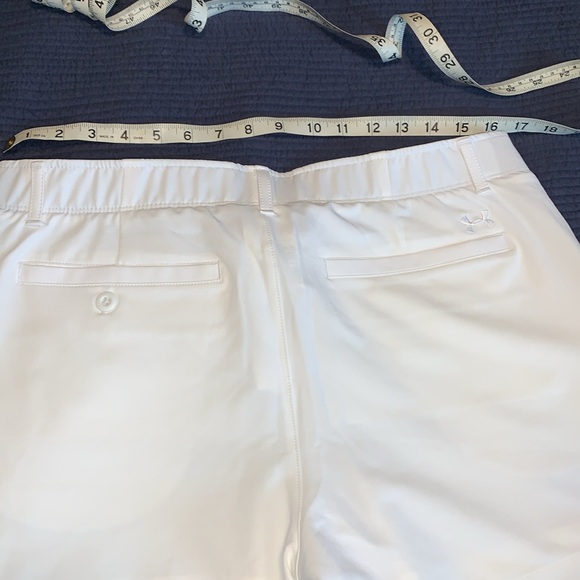 UA GOLF Shorty Links shorts 4” - Picture 3 of 4